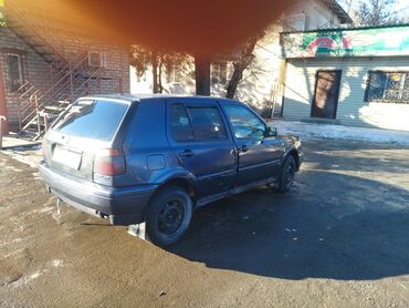 Volkswagen: Volkswagen Golf: 1992 г., 1.8 л, Механика, Бензин, Хэтчбэк