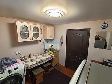 Продажа коттеджей и домов: Продается частный дом в районе аламединского рынка с участком 11 — 16