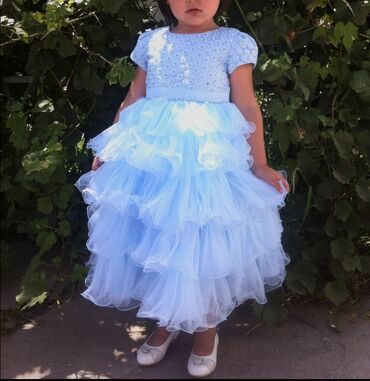 платья вышитые бисером вском стиле: Детское платье, цвет - Голубой, Б/у