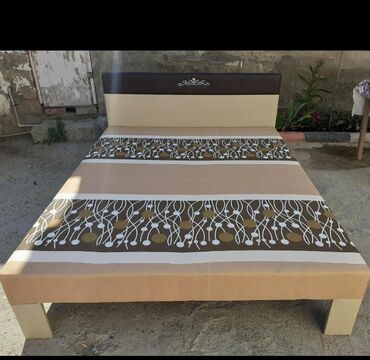 Çarpayılar: Kravat Hazırları var Bir nəfərlik 60 manat İki nəfərlik taxt 110 manat — 1