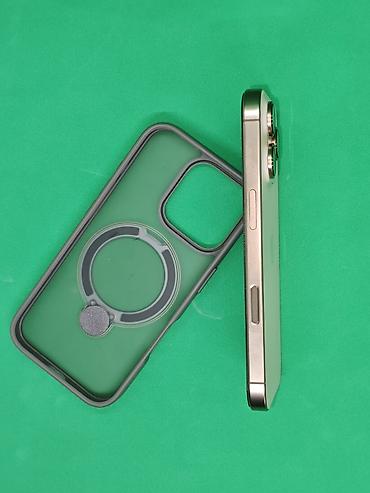 Apple iPhone: IPhone 16 Pro, Новый, 256 ГБ, Золотой, Зарядное устройство, Защитное стекло, Чехол, 93 % — 4