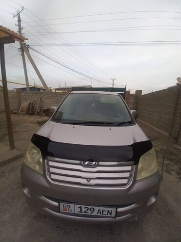 ноах тойота: Toyota Noah: 2003 г., 2 л, Автомат, Бензин, Минивэн