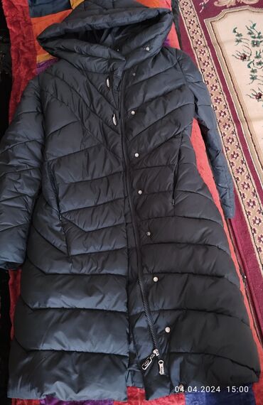 куртка женская зимняя бишкек: Пуховик, С капюшоном, S (EU 36)
