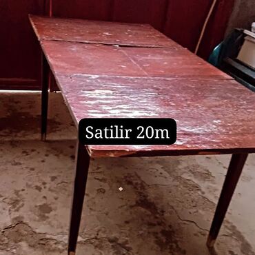 kompiter masası: İşlənmiş, Azərbaycan