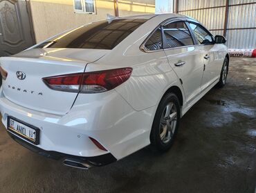 Hyundai: Hyundai Sonata: 2018 г., 2 л, Автомат, Газ, Седан — 3