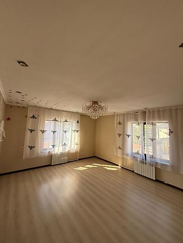 6 комнат и более, 200 м², 4 соток, Бишкек, Арча-Бешик ж/м