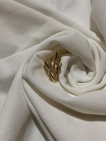 Наборы украшений: Набор колец из металла в золотистом и розово‑золотистом тоне. В — 9