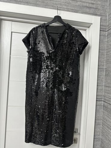 платье 56 размер: Вечернее платье, Коктейльное, Средняя модель, С рукавами, С пайетками, L (EU 40)