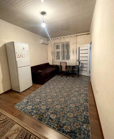 английский квартл: 2 комнаты, Собственник, Без подселения