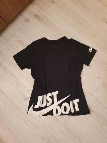 majica sa šljokicama: Nike, Pamuk, bоја - Crna