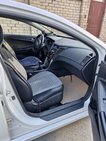 машины за 6000 долларов: Hyundai Sonata: 2010 г., 0.2 - engine capacity л, Механика, Газ, Седан