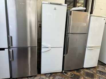 samsung a 3 2017: Холодильник Samsung, Б/у, Двухкамерный, No frost