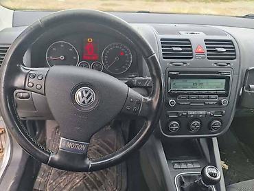 sticha: TROKRAKI VOLAN ZA VOLKSWAGEN GOLF 5 | Trokraki volan za VW Golf 5 — 1