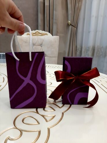 Ətriyyat: Hədiyyəlik Əti̇r, qutu, çanta KOMPLEKT. Hamsı bir yerdə cəmisi 8 — 7