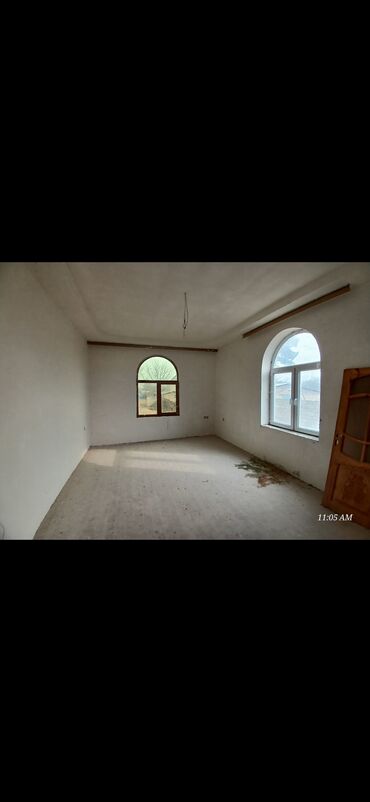 Həyət evləri və villaların satışı: Tecılı satılır real alıcı elaqe saxlasın — 3