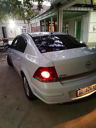 opel astra universal: Opel Astra: 2011 г., 1.6 л, Механика, Бензин, Седан — 6