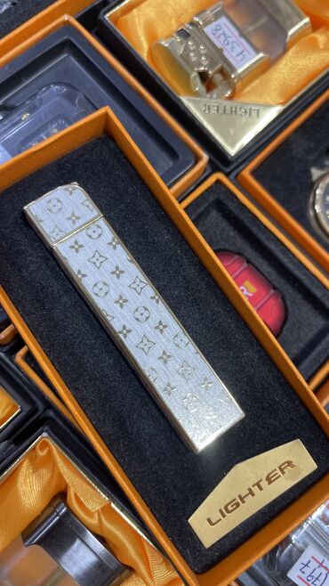 Qəlyan, vayp və aksesuarları: İstənilən növ alışqanlar mövcuddur . Ad yazılır üzərinə 25 azn sadə 20 -da lalafo.az — 7 Qəlyan, vayp və aksesuarları: İstənilən növ alışqanlar mövcuddur . Ad yazılır üzərinə 25 azn sadə 20 — 7