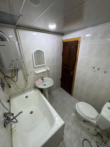 Uzunmüddətli kirayə mənzillər: Yeni yasamal Osmanli hamamin yaninda 9/8 mertebesi 3 otagli temirli ve -da lalafo.az — 5 Uzunmüddətli kirayə mənzillər: Yeni yasamal Osmanli hamamin yaninda 9/8 mertebesi 3 otagli temirli ve — 5