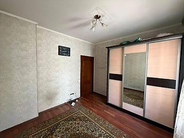 Продажа квартир: 3 комнаты, 81 м², Асанбай мкр 105 серия, 2 этаж — 4