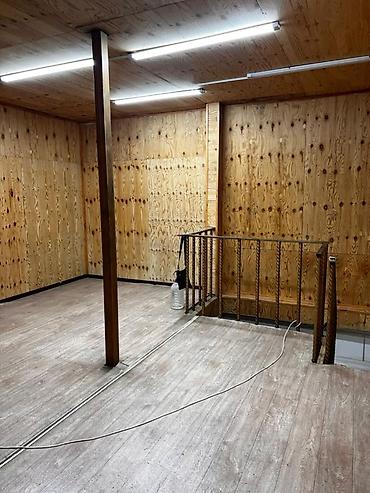 Продажа торговых контейнеров: Двухуровневый модульный павильон из морских контейнеров - Формат — 6