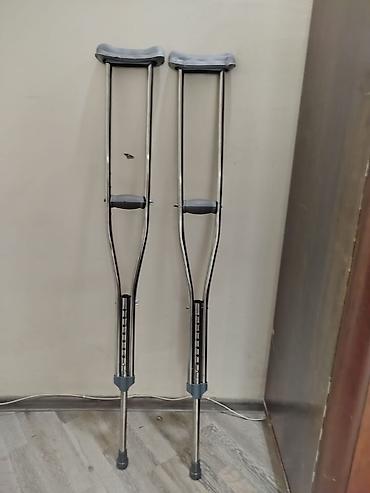 Qoltuqaltı ağacları (cüt) - Material: yüngül və möhkəm metal karkas -