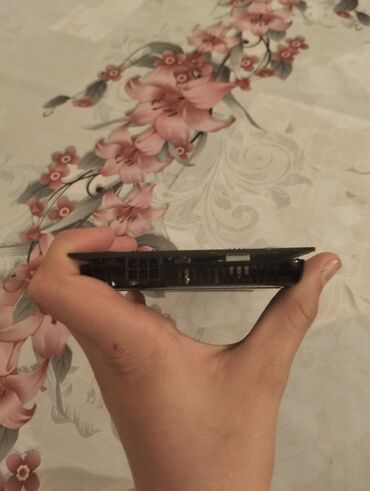 Videokartlar: Satılır: 4 işlək videokart bir yerdə Videokartlar: GeForce 9600 GTX — 9