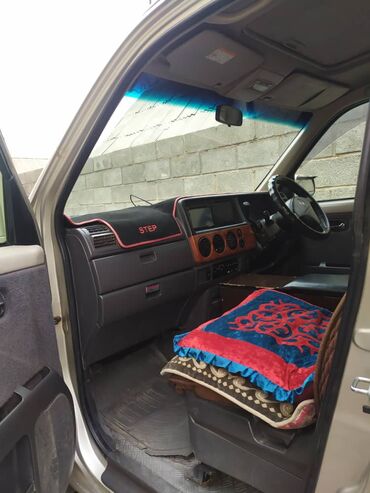 Honda: Honda Stepwgn: 2000 г., 2 л, Автомат, Газ, Минивэн — 8