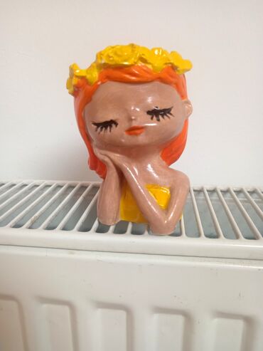 Figurice i makete: Ručno rađene dekorativne figurice devojčica sa venčićima od cveća – — 7