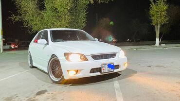 подушка на фит: Toyota Altezza: 1999 г., 2 л, Автомат, Бензин, Седан