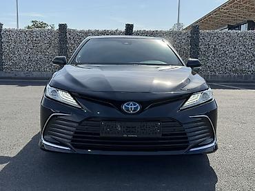 Продажа авто: Toyota Camry: 2023 г., 2.5 л, Вариатор, Гибрид, Седан — 3