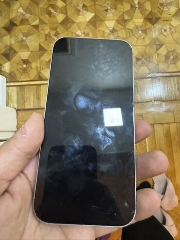 iphone 11 sade: IPhone 15, Белый, Битый