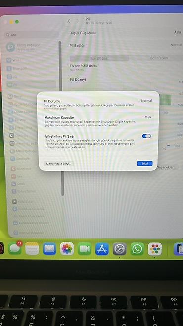 Apple MacBook: Apple MacBook, 13.3 ", Apple M1, 256 GB — 2