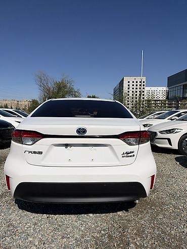 Продажа авто: Toyota Levin: 2023 г., 1.8 л, Вариатор, Гибрид, Седан — 7