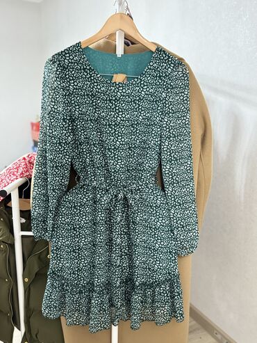 платье зеленое: Повседневное платье, Лето, Короткая модель, Шифон, S (EU 36)