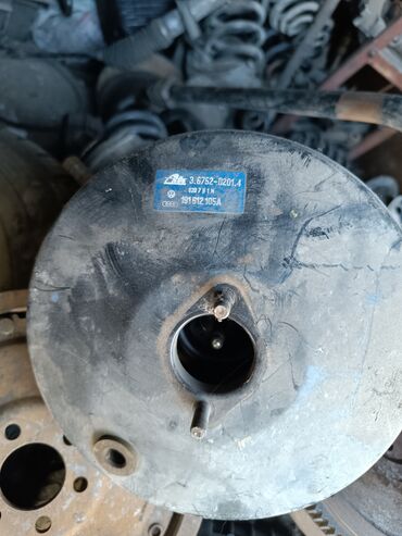 Другие автозапчасти: Гольф 2.запчасти.
Германия — 8