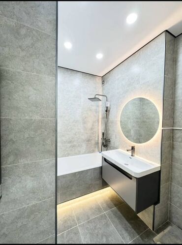 3 комнатная квартира асанбай: 3 комнаты, 70 м², Элитка, 3 этаж, Дизайнерский ремонт