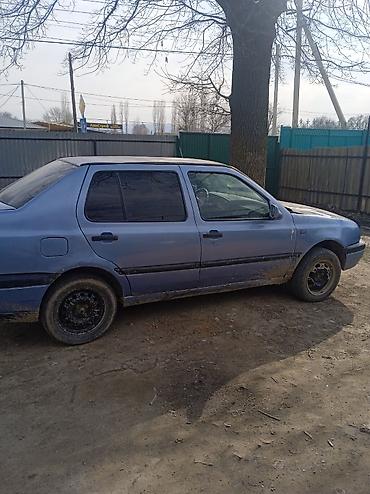 велтмейстер авто: Volkswagen Vento: 1994 г., 2 л, Механика, Бензин, Седан — 4