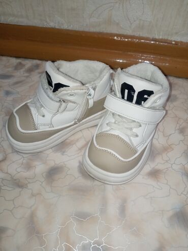 Детская обувь: ✨Всё за 500 сом!!! Ботинок на флисе 25 размера, подходит на 24 — 3