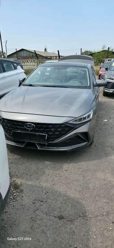 купить машину хендай солярис: Hyundai : 2021 г., 1.6 л, Робот, Бензин, Седан