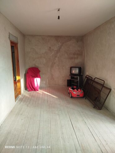 Həyət evləri və villaların satışı: Maştağa qəs. 3 otaqlı, 70 kv. m, Kredit yoxdur, Orta təmir — 1