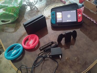 Nintendo Switch: Nintendo oled 330 m