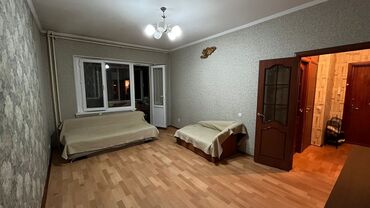 бета сторис: 3 комнаты, Собственник, Без подселения, С мебелью частично