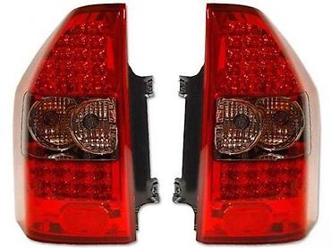 Stop svetla: KRISTALNA LED STOP SVETLA MITSUBISHI PAJERO 3 III (6 | Kristalna — 1