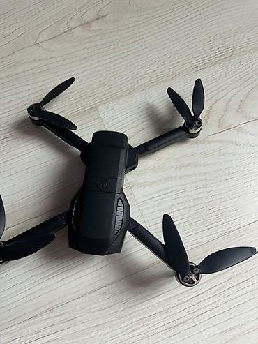 beta fpv: Складной квадрокоптер с пультом управления и комплектом аксессуаров — 4