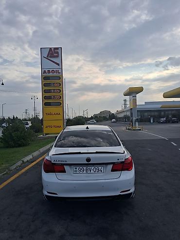 maybach disk qiymeti: BMW 750: 4.4 l | 2011 il Sedan — 9
