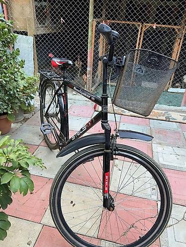 velosipet 28: İşlənmiş Şəhər velosipedi Stels, 28", sürətlərin sayı: 1, Rayonlara çatdırılma, Ünvandan götürmə — 2