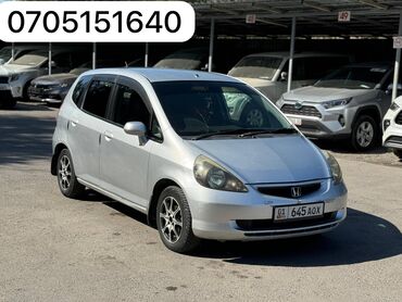 Kia: Honda Fit: 2002 г., 1.3 л, Автомат, Бензин, Хэтчбэк