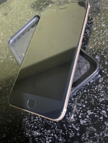 Apple iPhone: IPhone 7 Plus, Б/у, 128 ГБ, Desert Titanium, Чехол, 99 %