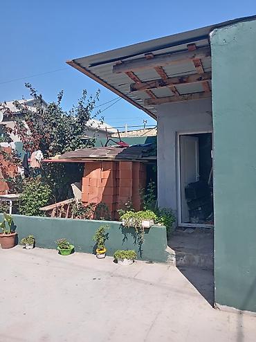 Həyət evləri və villaların satışı: Satılır: həyət evi - Giriş: dəmir darvaza və ayrıca piyada qapısı — 3