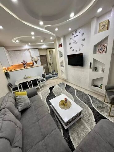 аренда квартир помесячно: Xirdalanda sahesi 45 kv Salon icareye verilir.Tam ewyali ve